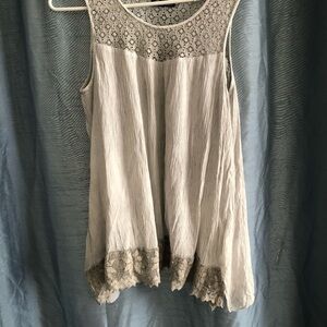 Papa Vancouver 100% cotton sleeveless Lacey top for those summer adventures!